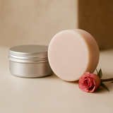Cold pressed and essential oils combine for a seductive and lush sensation 